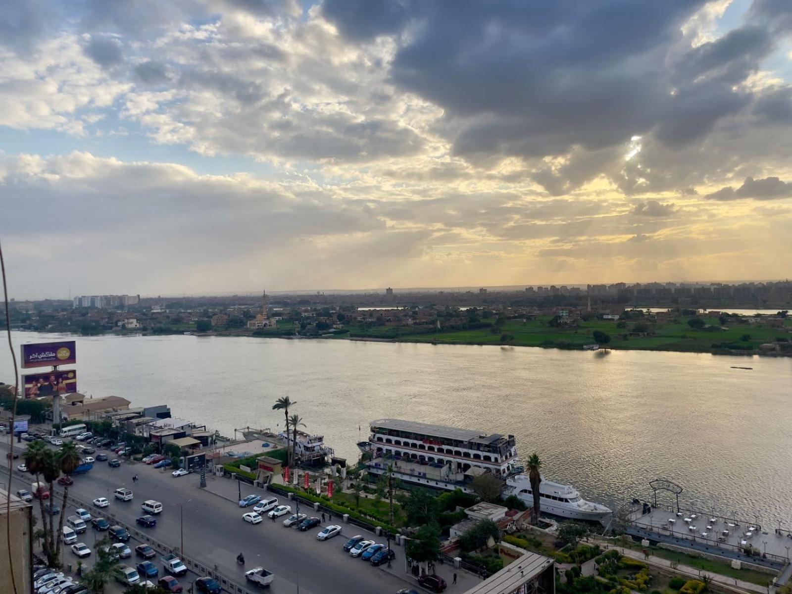 Апартаменти Luxury Nile View In Maadi *