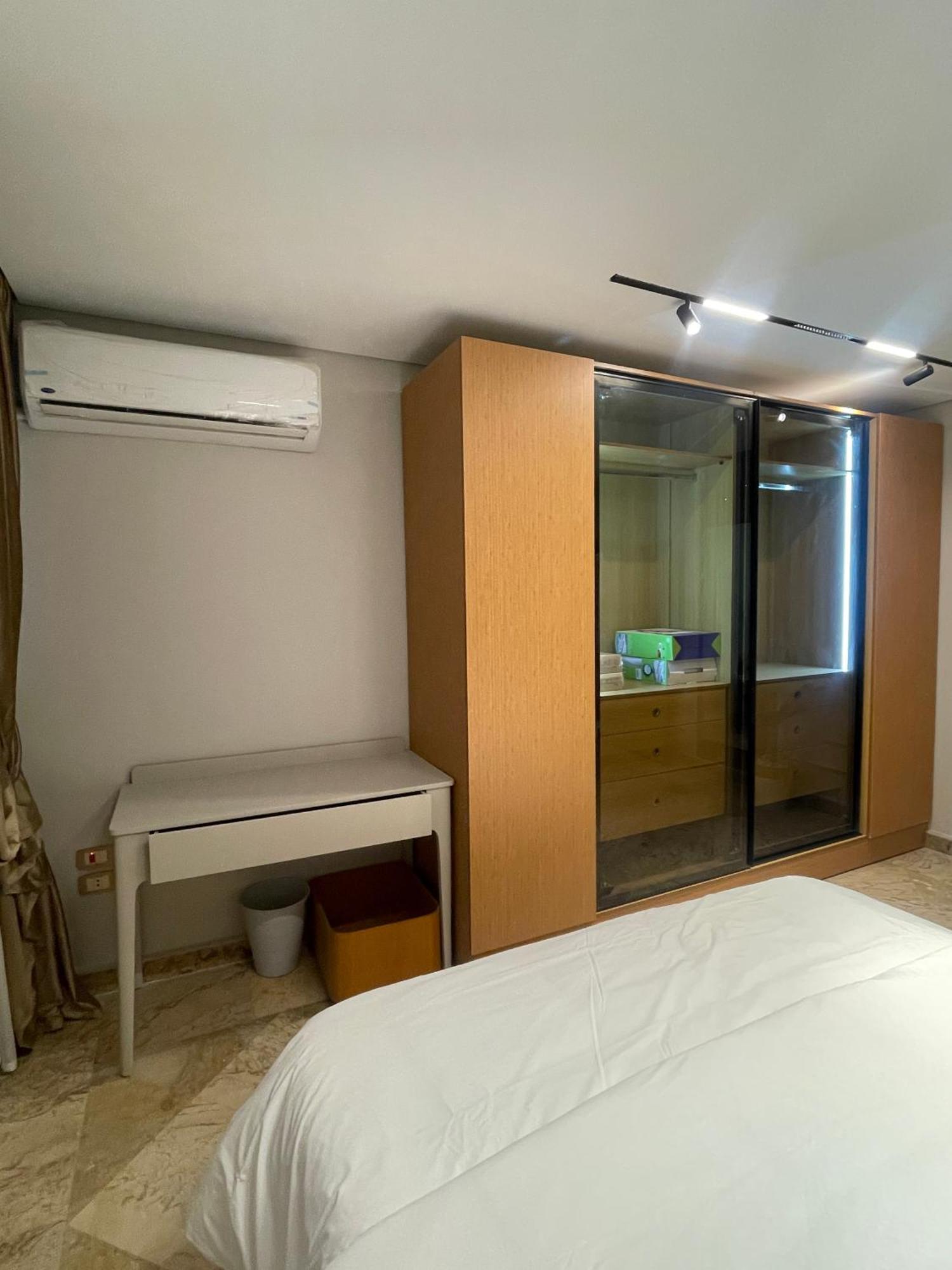 Апартаменти Luxury Nile View In Maadi *
